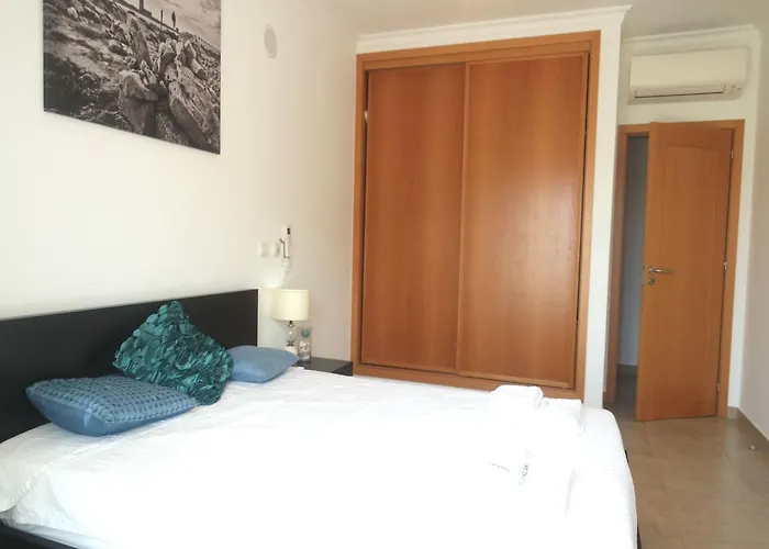 C04 - Pool View 3 Bed