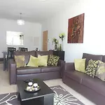 C04 - Pool View 3 Bed