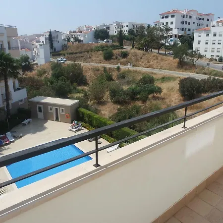 C04 - Pool View 3 Bed * Lagos