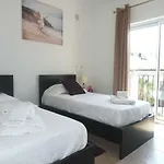 アパート C04 - Pool View 3 Bed *